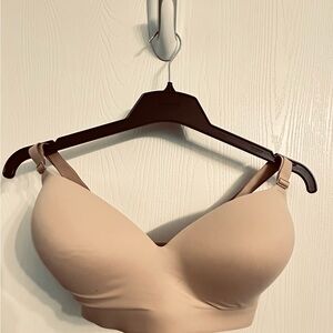 NWT SOMA EMBLISS WIRELESS BRA